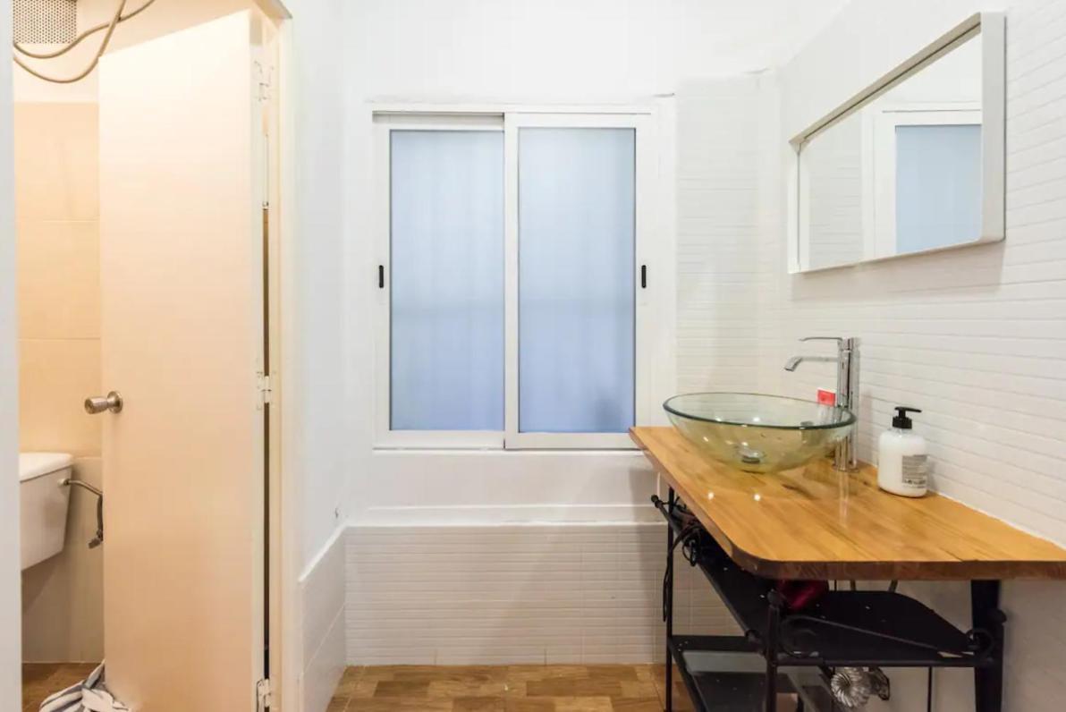 Encomienda Guest House Madrid Exterior foto