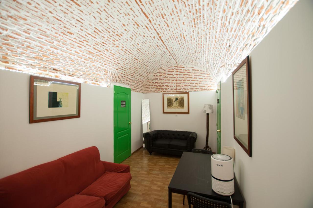 Encomienda Guest House Madrid Exterior foto