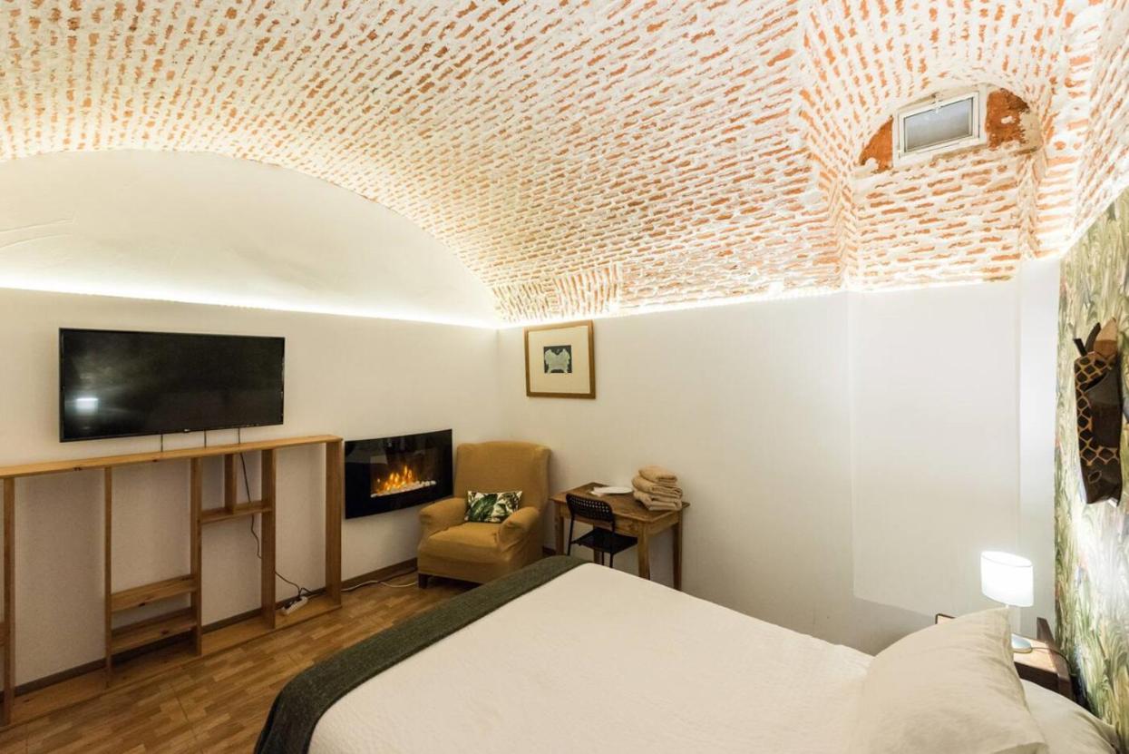 Encomienda Guest House Madrid Exterior foto
