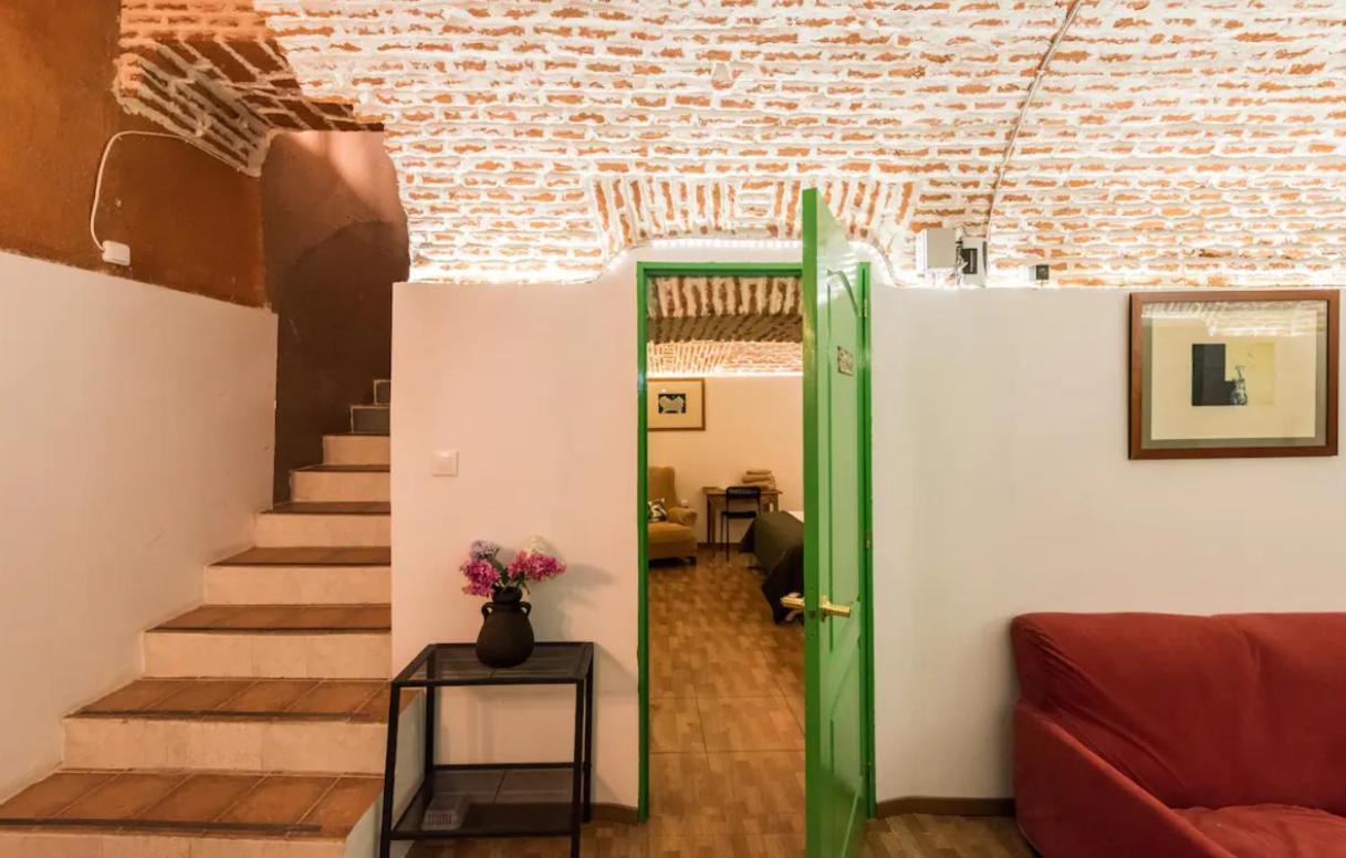 Encomienda Guest House Madrid Exterior foto