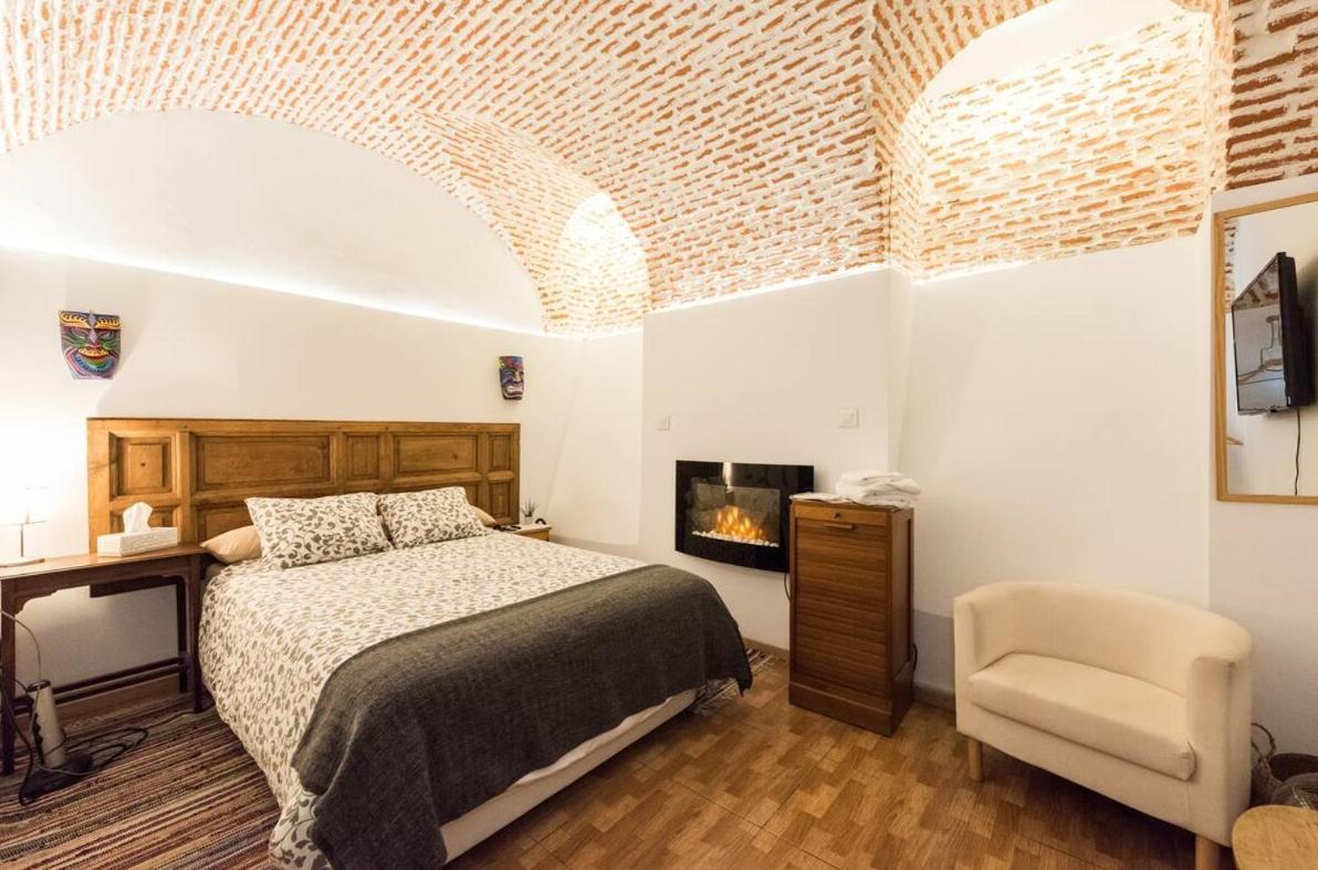 Encomienda Guest House Madrid Exterior foto