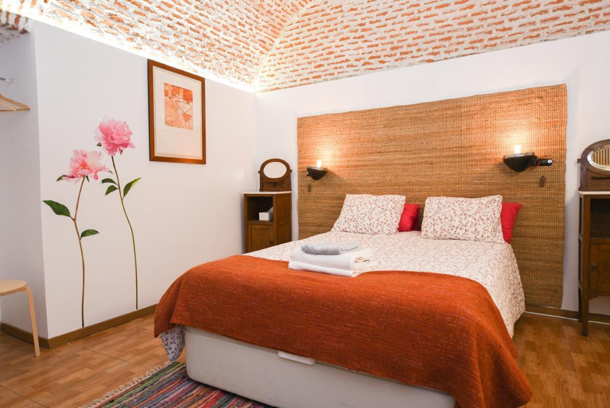 Encomienda Guest House Madrid Exterior foto
