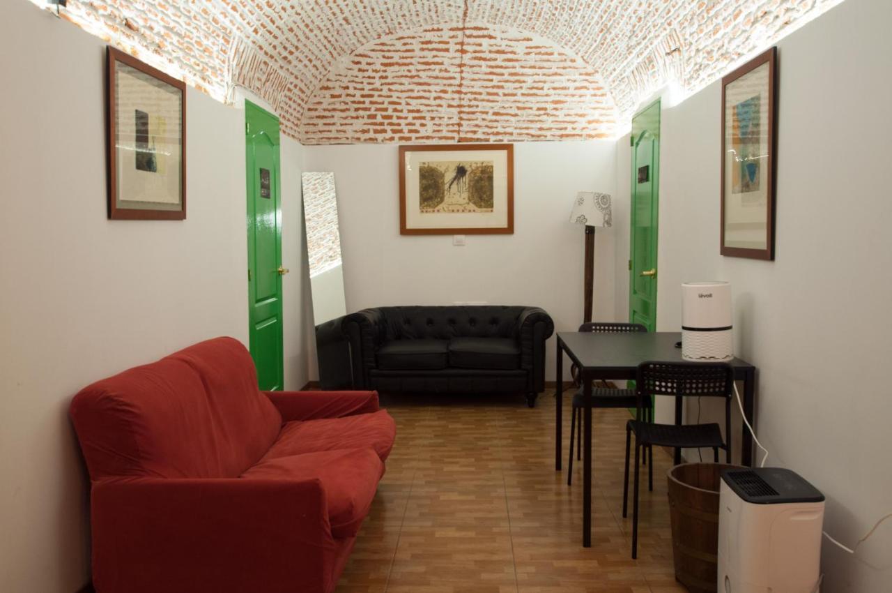 Encomienda Guest House Madrid Exterior foto